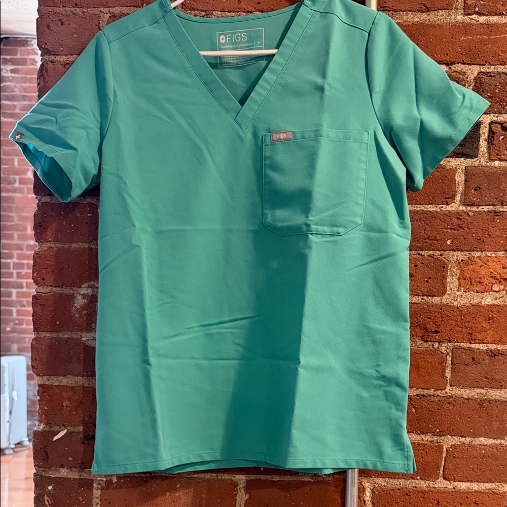 Figs Women's Teal V-Neck Short Sleeve Scrub Top